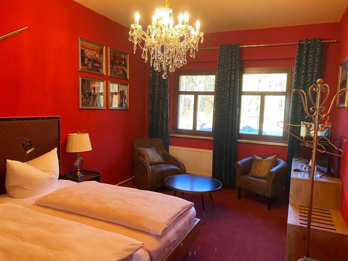 Riverdam Boutique Hotel イルメナウ エクステリア 写真