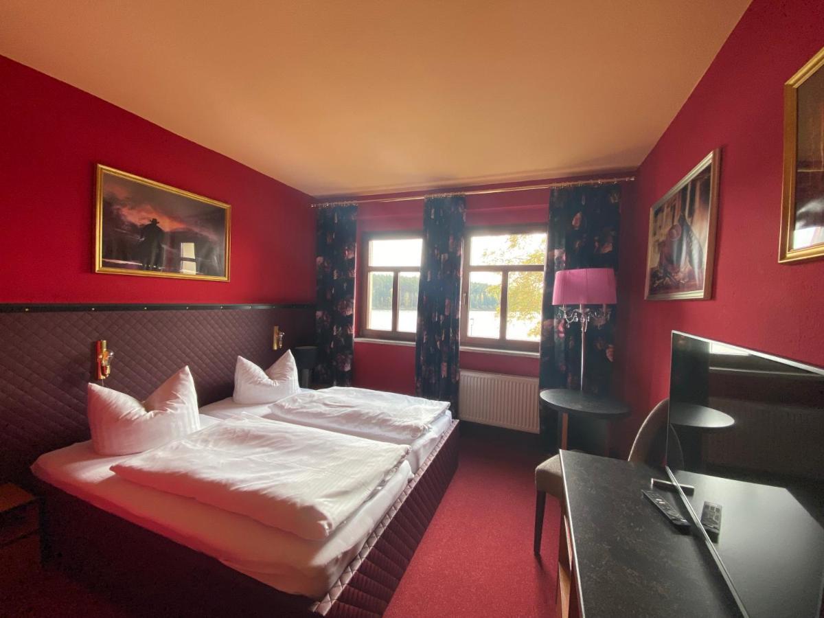 Riverdam Boutique Hotel イルメナウ エクステリア 写真