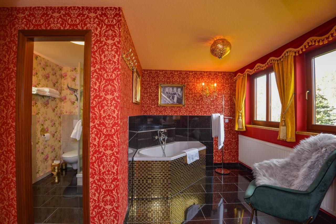Riverdam Boutique Hotel イルメナウ エクステリア 写真